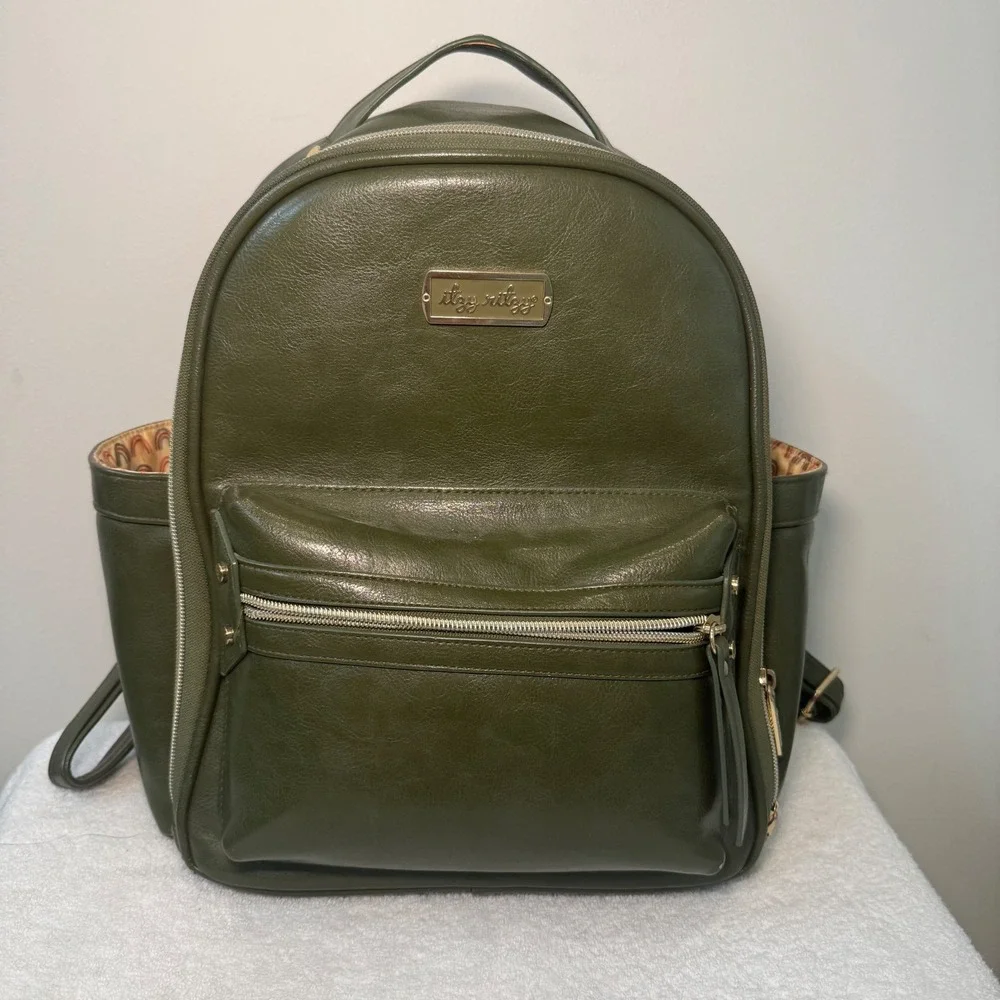 Itzy Ritzy Boss Backpack Diaper Bag Olive Green Vegan Leather Rainbow Lining